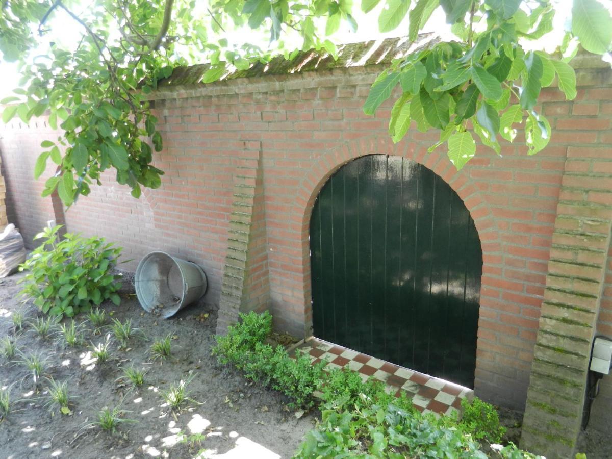 Bed&Breakfast Ons Oda Sint-Oedenrode エクステリア 写真